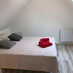 L'orchidée Au Bord De L'eau Honfleur